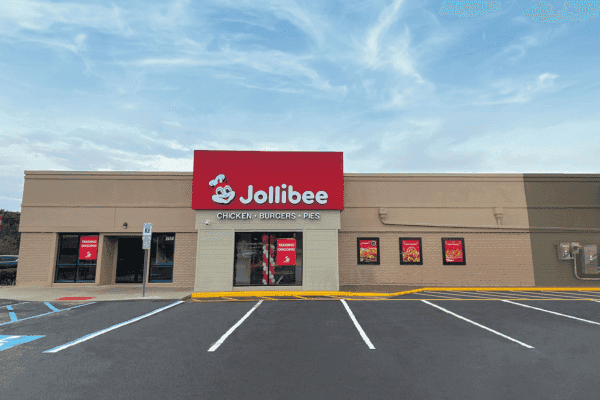Jollibee Union Route 22 restaurant facade