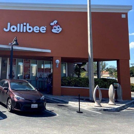 Jollibee Store Exterior